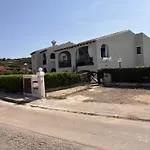 Lady Genny